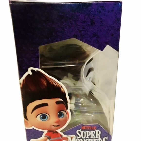 Netflix Super Monsters Drac Shadows Collectible - Picture 5 of 7
